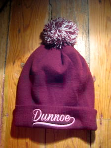 Image of Dunnoe Clothing: Bobble Beanie Hat - Burgundy