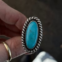 Image 1 of KINGMAN TURQUOISE. SIZE 8