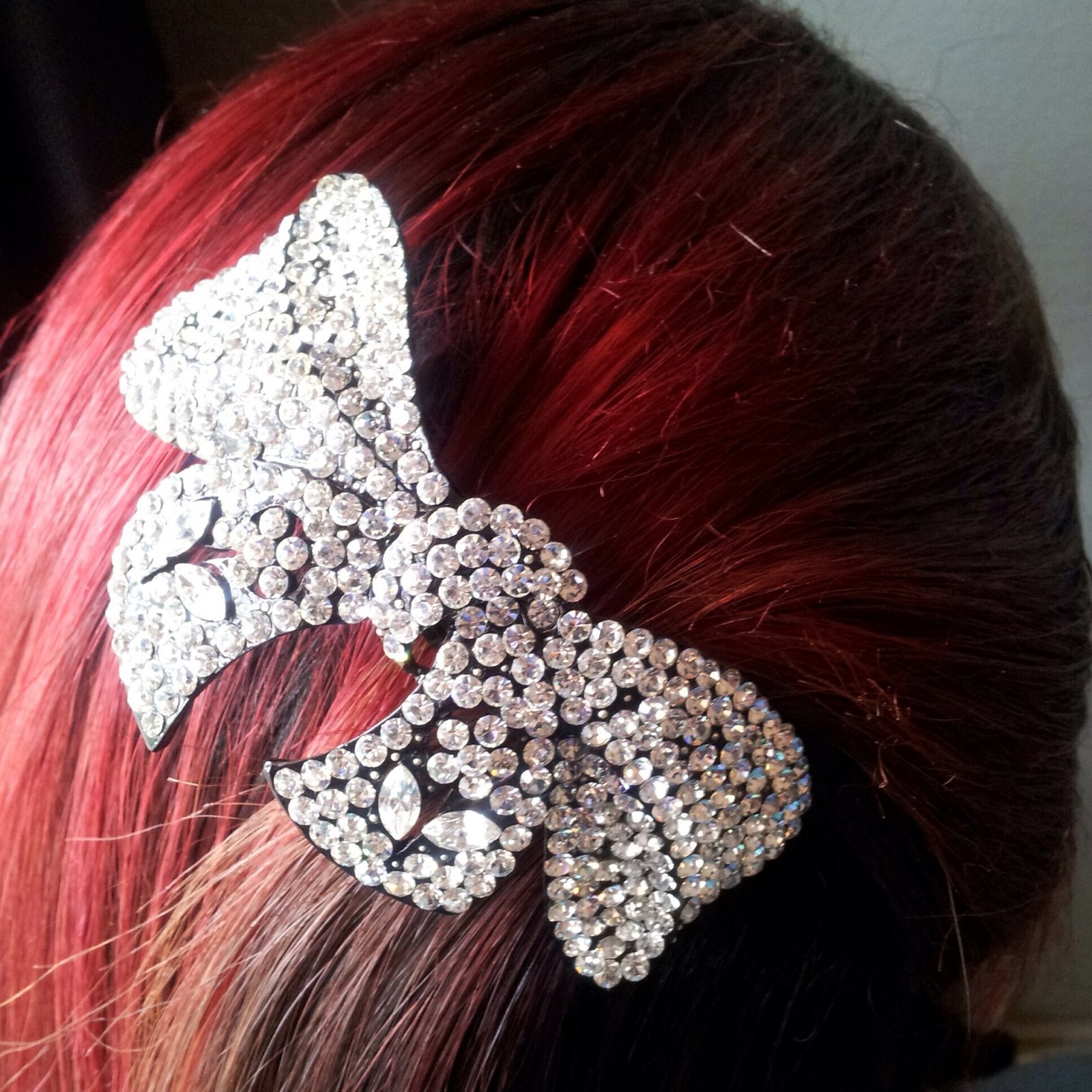 bow tie girl hair clip