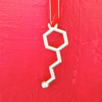 Image 4 of cinnamaldehyde ornament