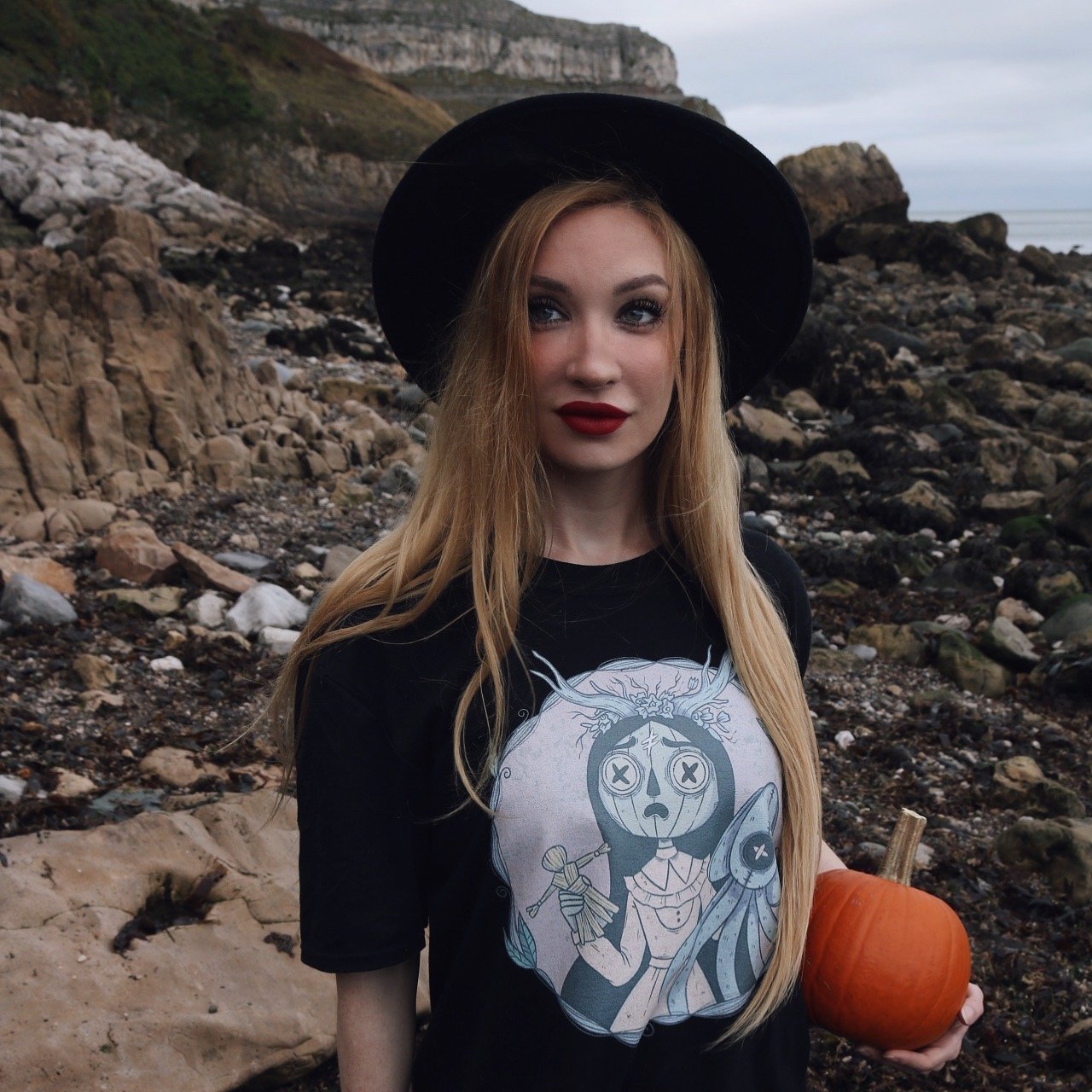 Image of PREORDER Ghost Pumpkin Tee 