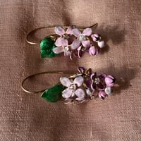 Image 3 of VICTORIAN LILAC EARRINGS