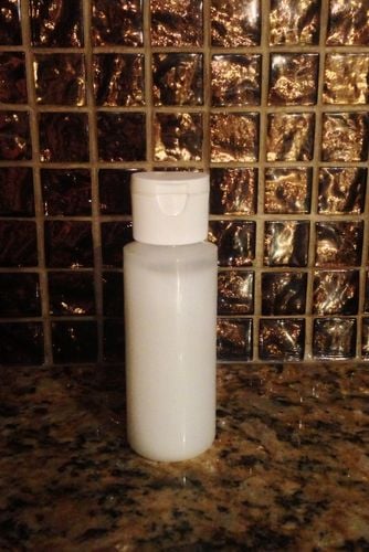Image of Secret Sauce (Unyellow Your Shoes) 2 Ounce Bottle With Instructions