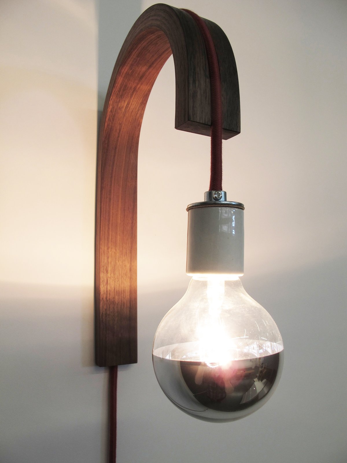 Bent Wall Sconce  Lamina