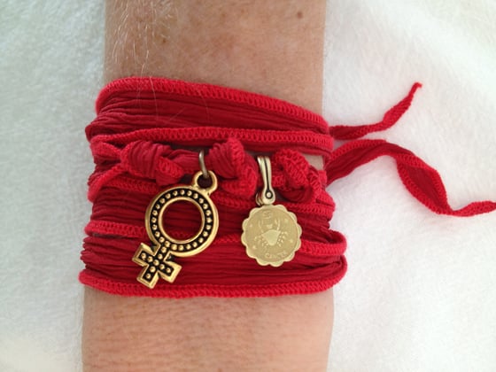 Image of VENUS SIGN Silk Wrap Zodiac Charm Bracelet