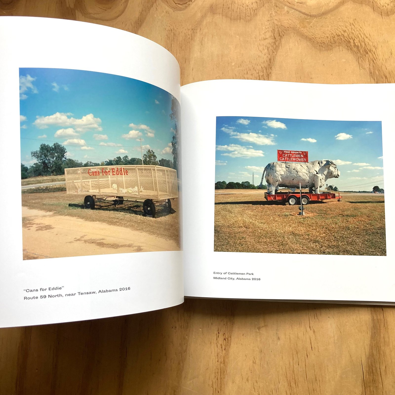 Jörg Rubbert - Days Gone By: Roadside Photographs of the American