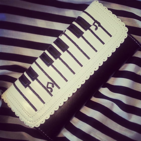 Image of LARGE PIANO WALLET