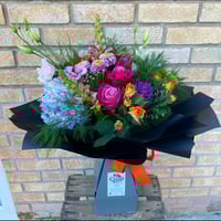 Image 5 of Florist choice - luxury compact 
