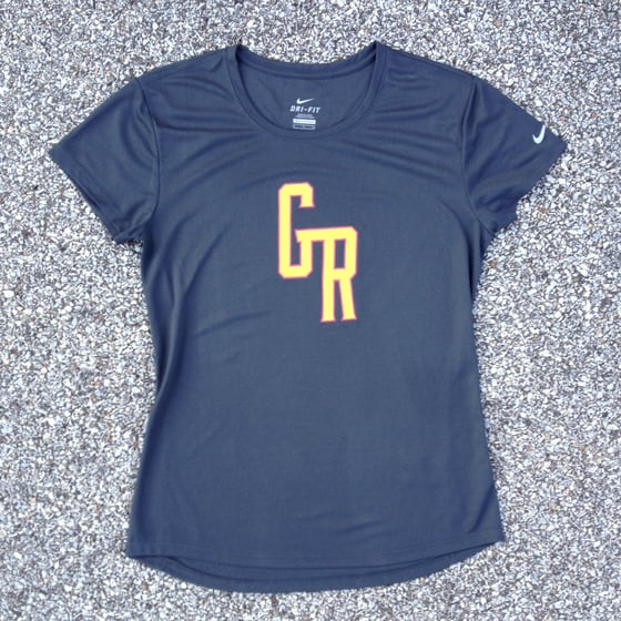 Image of WOMEN'S 'GR' TRAINING TEE