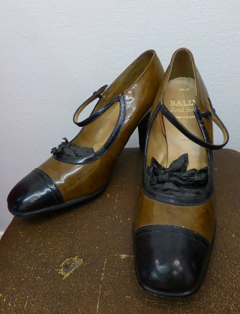 Image of Vintage Bally Brown and Black Patent Heels Size 7