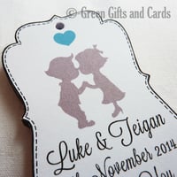 Image 4 of 100 Medium White Scroll Gift Tags