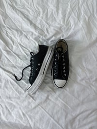 Image 1 of Black Converse sneakers // 40