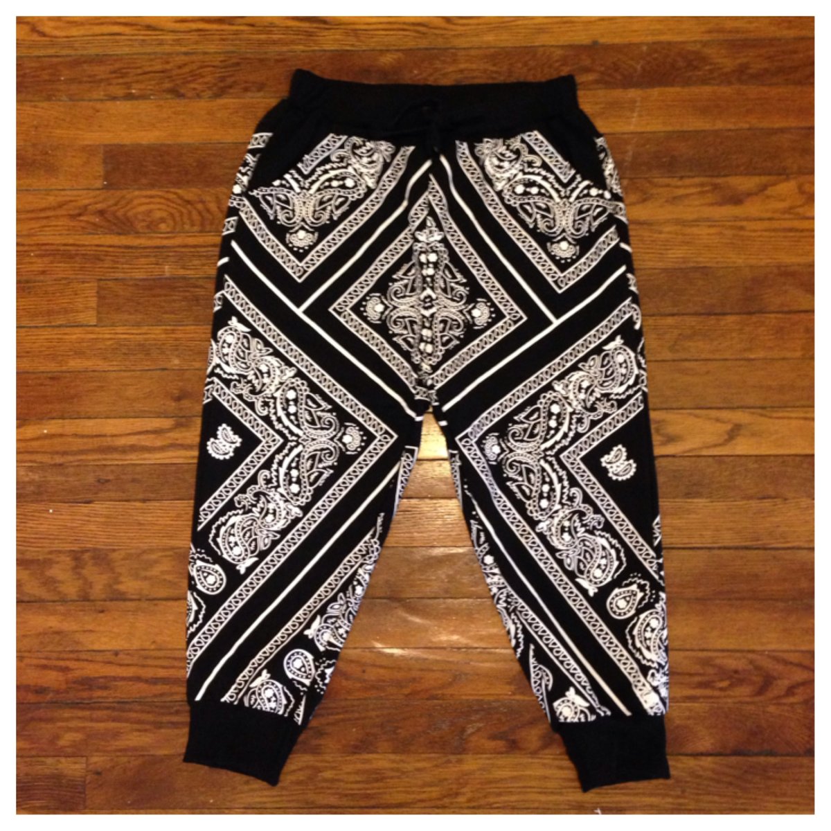 black bandana pants mens