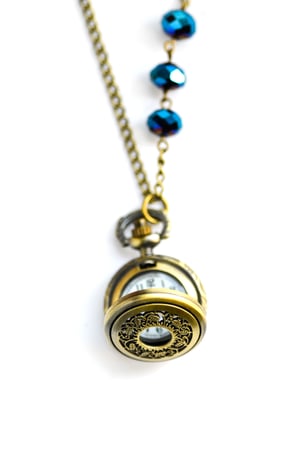 Image of Sautoir-Montre feuilles perles au choix