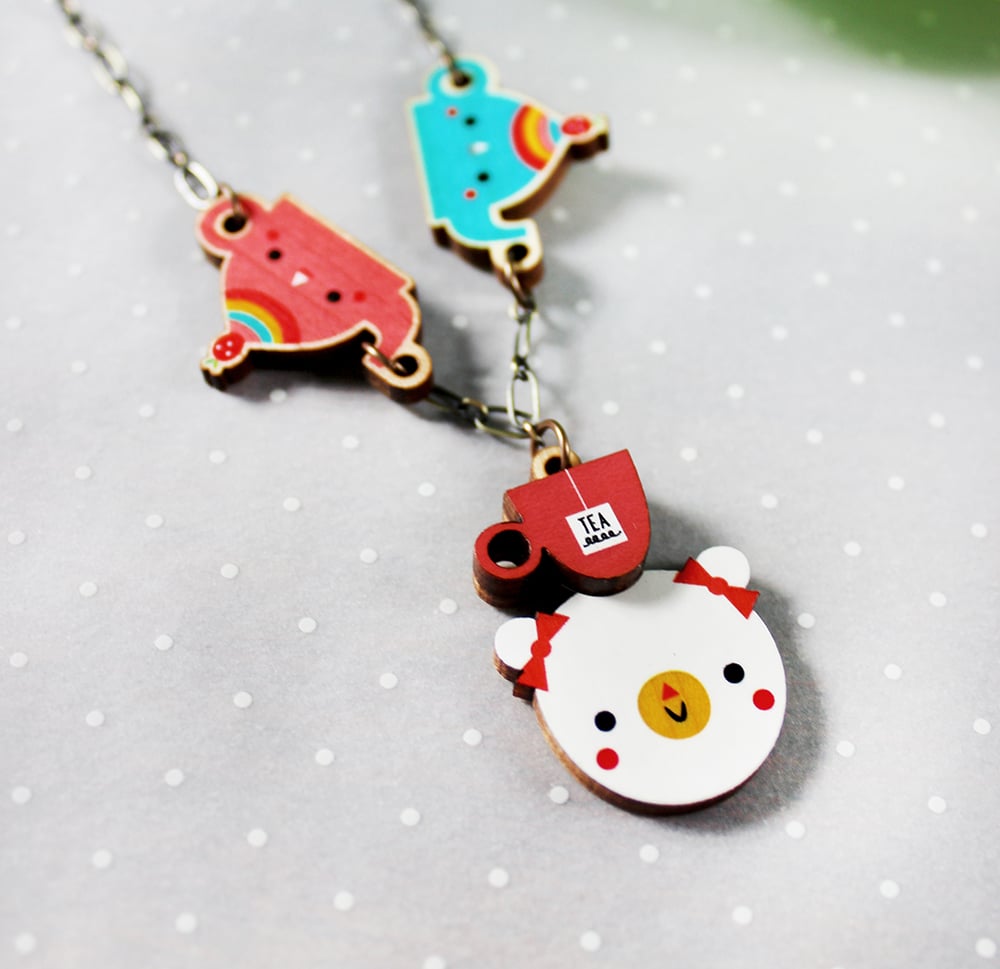 Crowded Teeth - Tea Time Tallulah