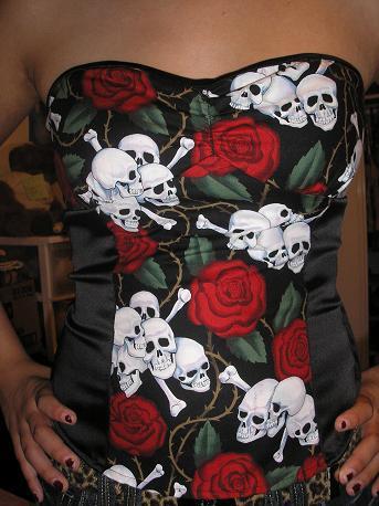 Image of rockabilly pinup retro vlv skulls and roses top