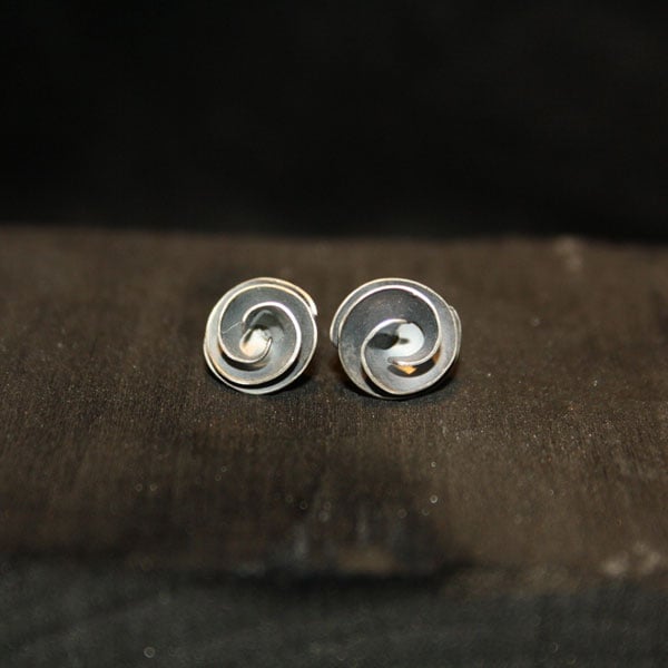 Image of One Pair of Twisted Earrings medium