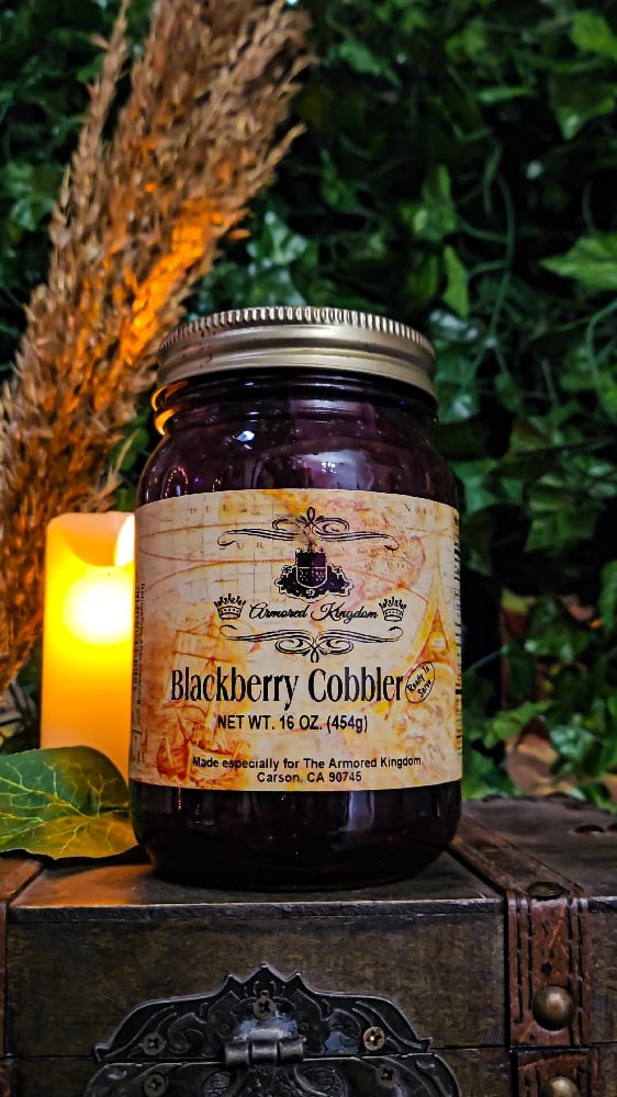 👑The Armored Kingdom Blackberry Cobbler (16 OZ)🫐🥧