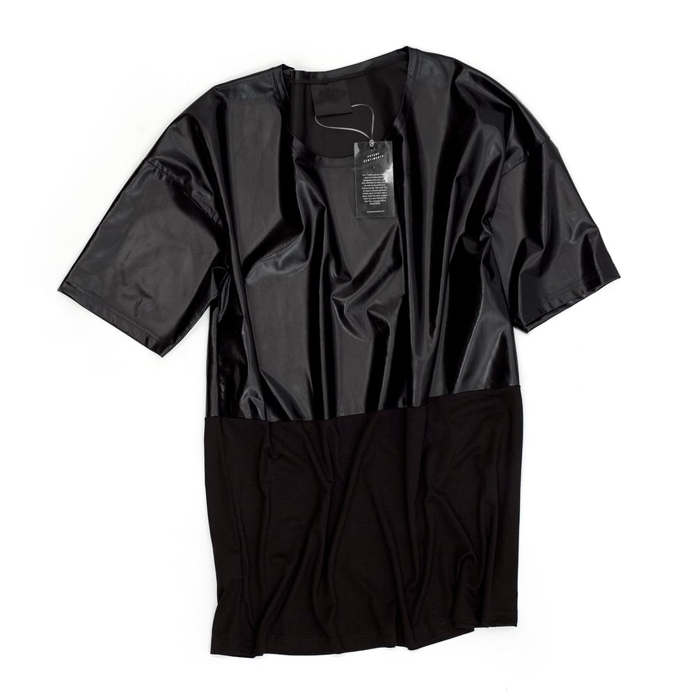 Image of Unisex Shiny Black Tailored T-shirt