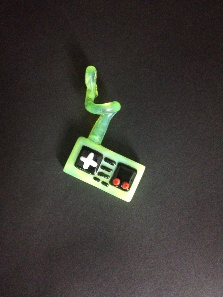 Image of Glass Nintendo controller pendnant