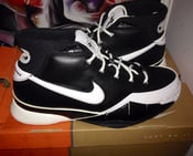 Image of Nike Zoom Kobe 1 -Black/White