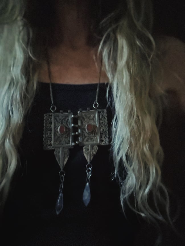 late 60s metal and stone necklace