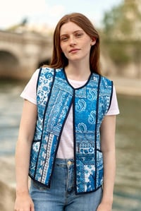 Image 3 of Chaleco Patchwork 