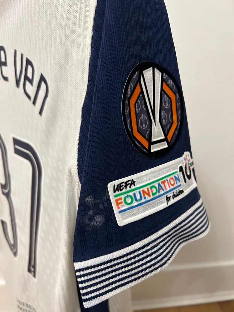 Image of Tottenham Hotspur “VAN DE VEN 37” Vaporknit 2024/25 Europa Final Home Shirt (L)