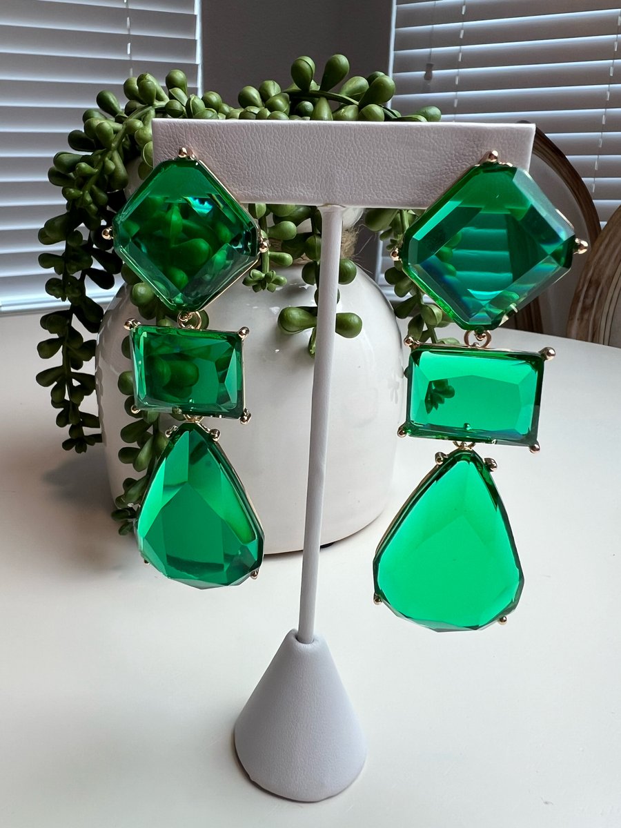 Image of Tier Stone Earrings 