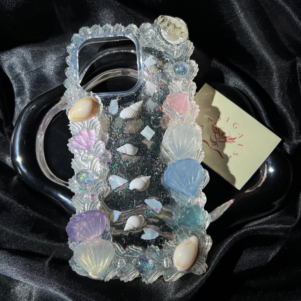 Image of Pastel Shells Clear Decoden phone Case For All Brand 