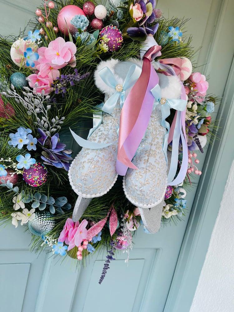 Image of 65cm Skates Wreath 