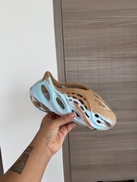 milkshake runners (sz 8)