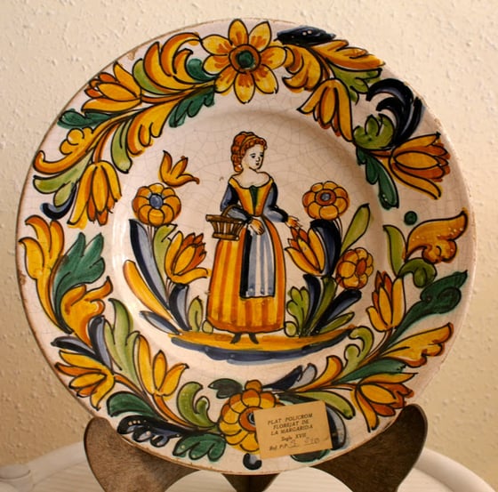 Image of Plato de Cerámica policromado