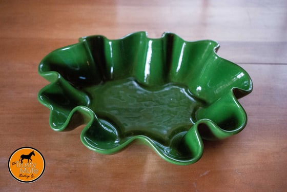 Image of VINTAGE Green Colloma Ruffle Bowl