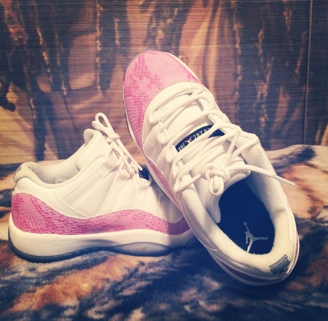 Image of KIDS LOW TOP WHITE/PINK SNAKESKIN 11'S