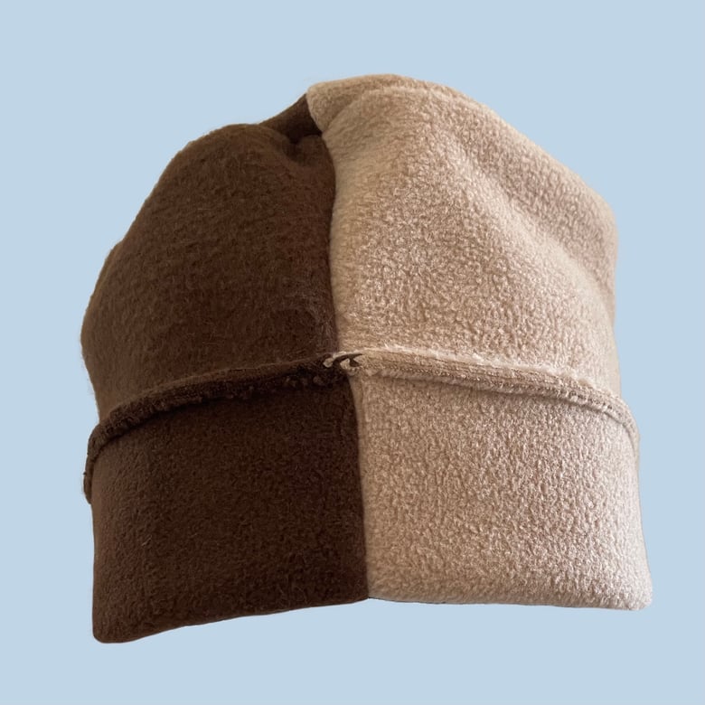 Image of SPLIT SINGLE FLEECE BEANIE 