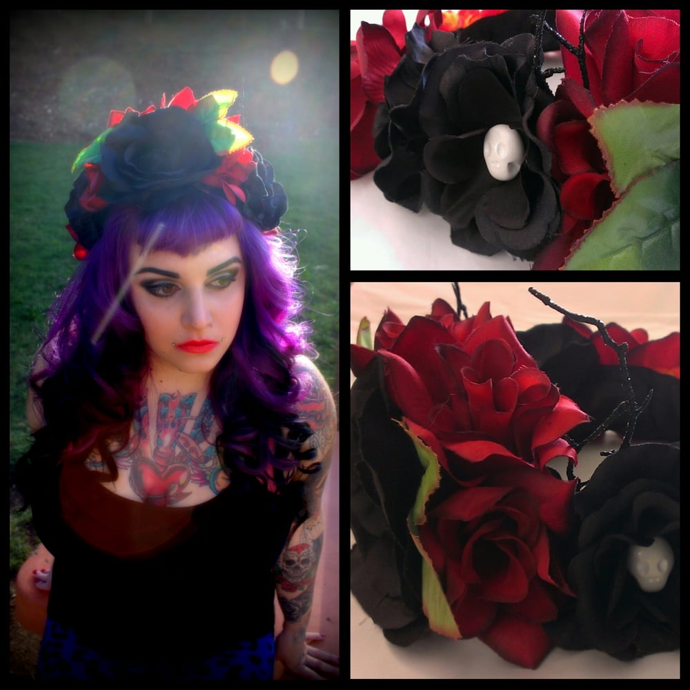 Image of Large Black and Red Rose Crown