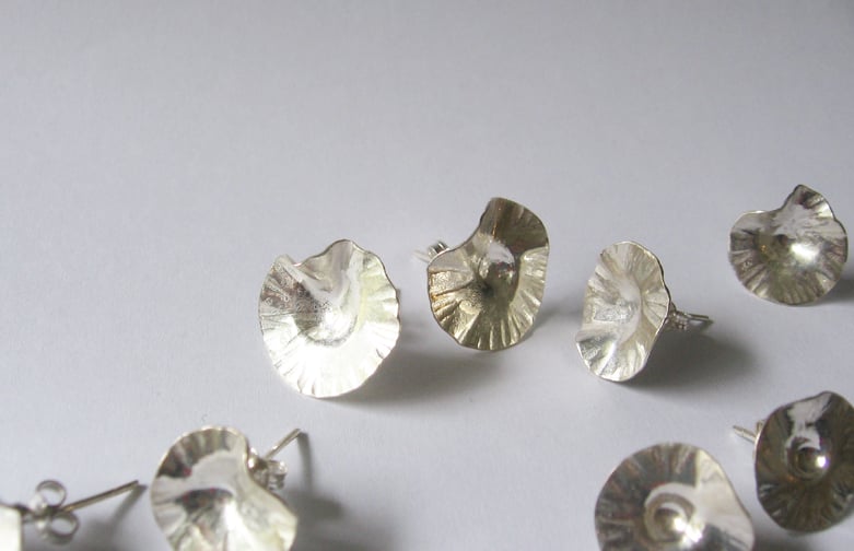 Image of Forged daisy studs: small