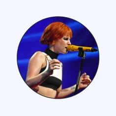 Image of PARAMORE - Hayley Williams button badge. 