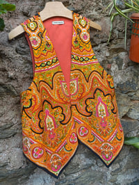 Image 3 of Chaleco feito a man. FOLIADA95. Talla S/M