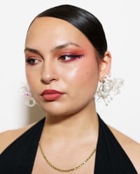 Image 3 of iridescent flexi