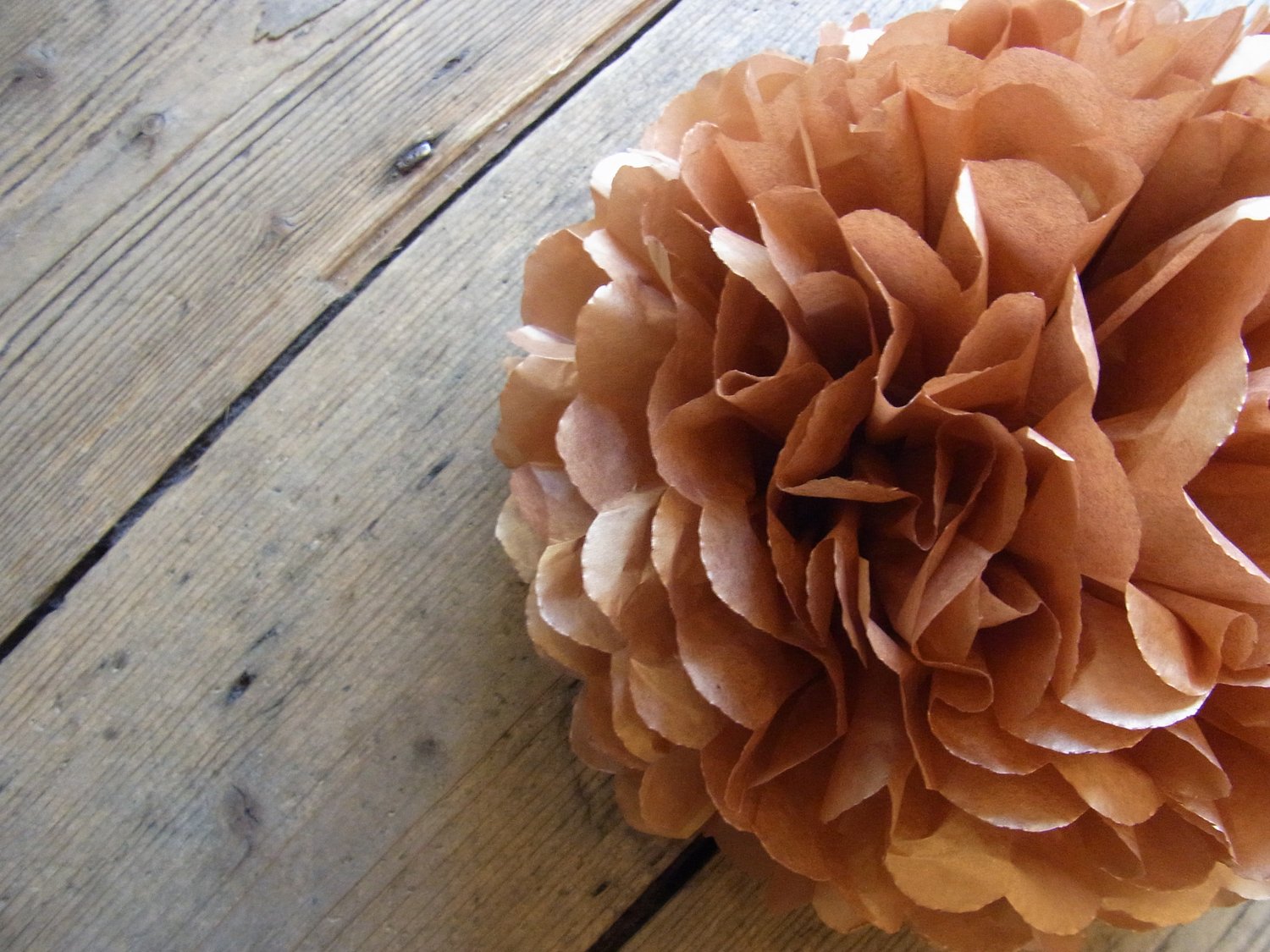 Pom Pom Factory — Metallic Rose Gold Paper Pom 2371