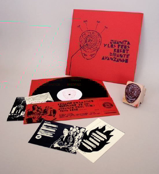 Image of ROBOT GIGANTE AVANZANDO 12"