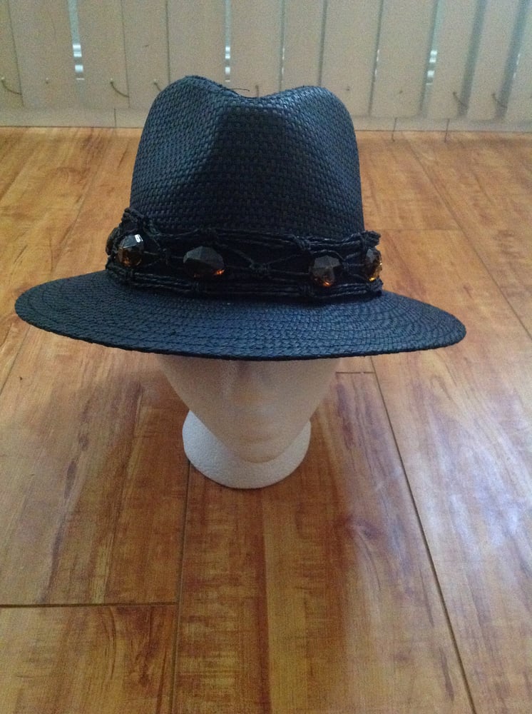 Image of black straw fedora