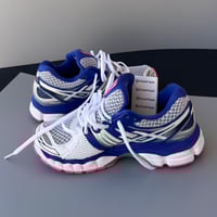 Image 2 of size: us6.5W uk4.5 eu37.5  cm23.5