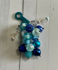 Image 3 of Cinderella-Inspired Tumbler Accessory Set – Bow, Straw Bauble & Bracelet Stack