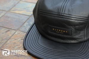 Image of Supreme – Black Leather Camp Cap 