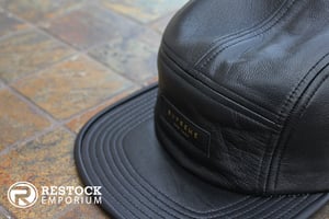 Image of Supreme – Black Leather Camp Cap