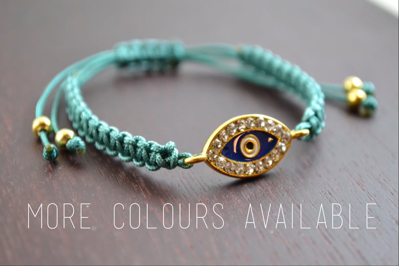 Image of Lucky Eye Macramé (Spring Colours)