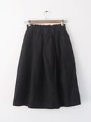 Image of 3 pleat skirt black linen silk 
